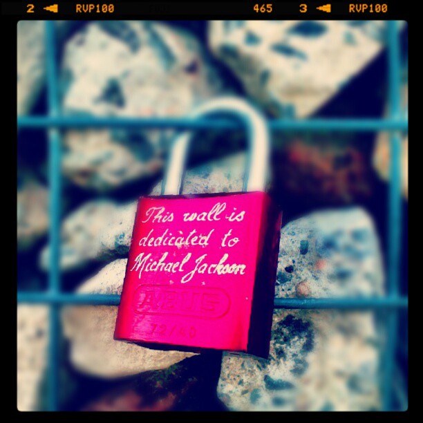 Dedicated to #michaeljackson #lovelocks