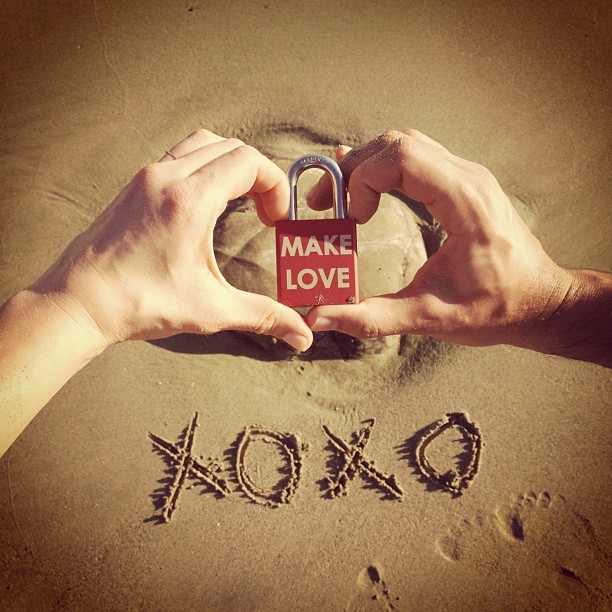 Make Love #makelovelocks #lovelocks #love #costarica #love #luv #beach #nosara #bikini