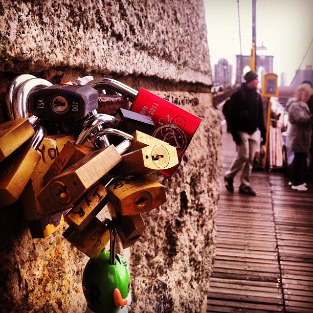 #padlock #brooklynbridge #nyc #bigapple #Christmas