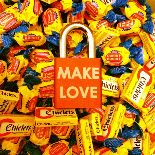 Make Love #makelovelocks #lovelocks #love #lockit #luv #chicklet #doublebubble #willywonka #sweettooth #sweetheart #willywonka