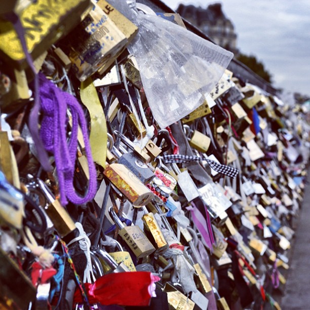 #paris #lovelocks #makelovelocks