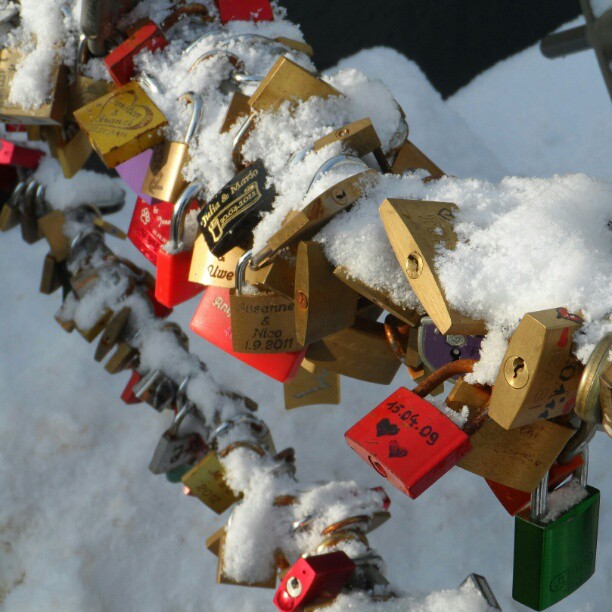 #liebesschloss #liebesschlossbrücke #vorhängeschloss #lovepadlock #lovepadlocks #lovepadlockbridge #padlock