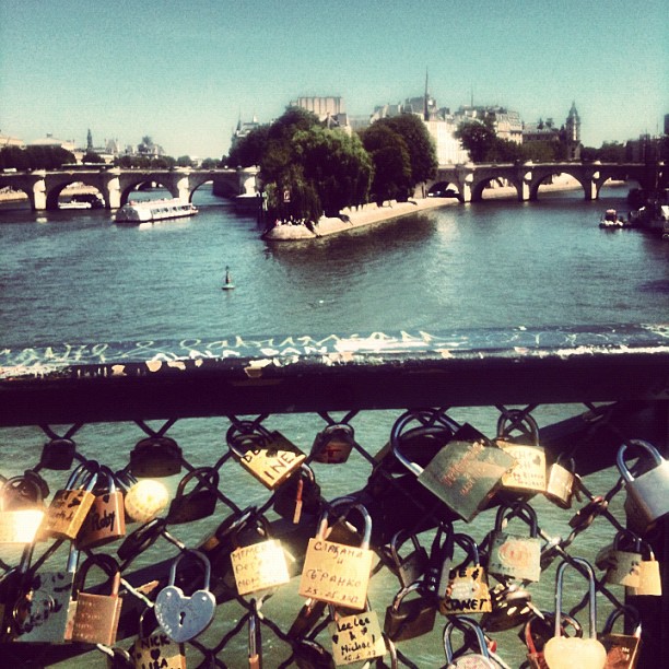 #bestagram #bestoftheday #bestofinstagram #bridge #france #igers #iphone #instahub #instagood #instamood #iphonesia #igersparis #instadaily #instaphoto #igersfrance #instagramer #instagramhub #iphonegraphy #paris #popular #picoftheday #photooftheday #seine #summer #streetphoto #sun