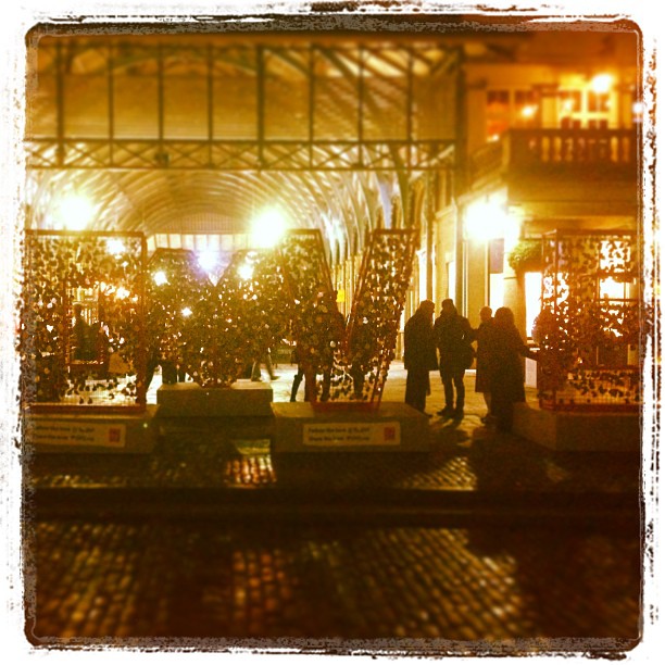 #locklocks #makelovelocks #coventgarden #london #lovesign #loveheart #padlock #message #cute #romantic #valentines #2013