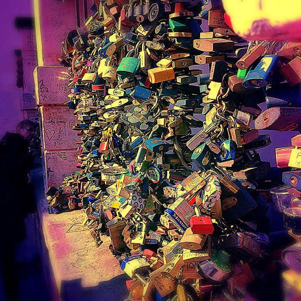 #lovelocks