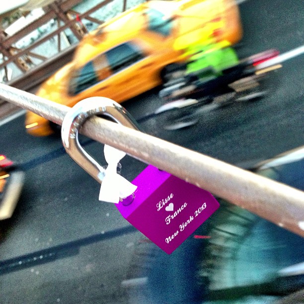 Love on Brooklyn bridge baby! ❤ #love #lovelocks #lovelock #lockitz #brooklyn #brooklynbridge #yellowcab #bridge #newyork #usa #city #tagsforlikes #instalove