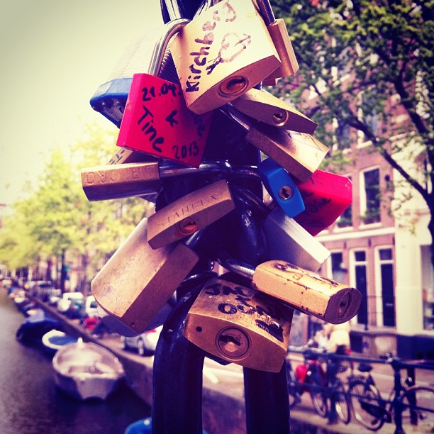 #amsterdam #holland #netherlands #citybreak #sightseeing #bridge #lovelocks #padlocks #lovepadlocks #love #canal #boat #bikes