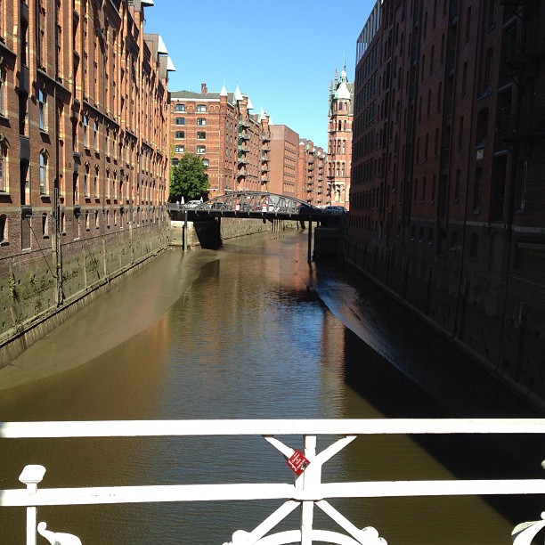 Our #lovelock looks lonely... There are thousands around Hamburg! Lots more on this bridge but not in the picture #makelovelocks