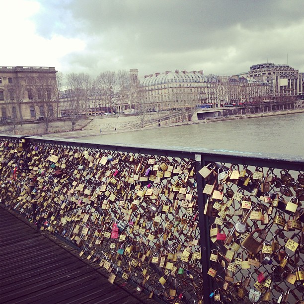 Paris Pont des Arts 