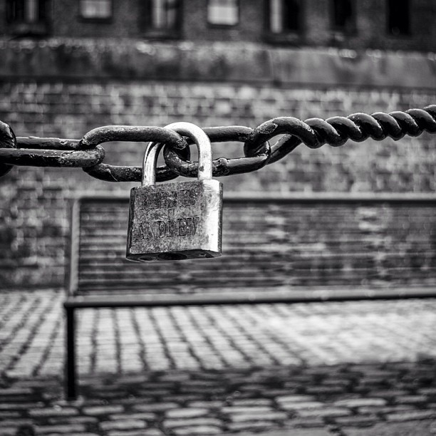 Love-lock-at-the-Albert-Docks-Liverpool-love-locks-albertdock-blackandwhite-chains-chain-bench-wall-3