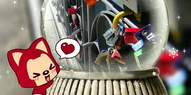 love-lovelocks-igers-paris-locks-bridge-london-webstagram-makelovelocks-heart-beautiful-jj-instagram8