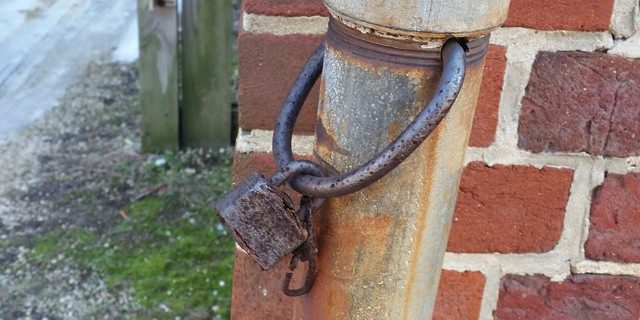 Before-moving-to-NY-seeing-an-old-lock-someplace-random-had-no-meaning.-Now-I-stop-and-look-for-a-da