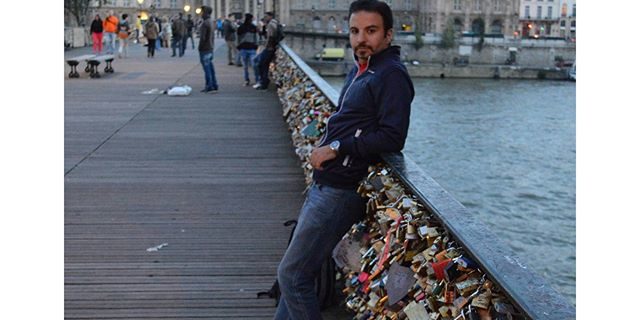 Thats-a-pitty-the-locks-on-the-bridge-are-gone…..-lovelockbridge-lovelock-lovelockbridgeparis-pari