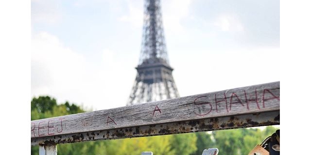 Love-locks-Paris.-bestparisactivity-seulementparis-ig_france-loves_paris-super_france-jaimelafrance-1-1