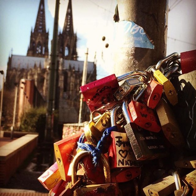lovelocks-on-the-bridge-outside-of-domkoln-cathedral-in-koln-cologne-colognecathedral-roadtrip-holid